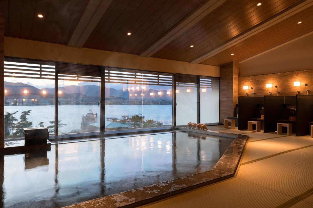 הצוקייצ'י Hotel Miyajima Villa מראה חיצוני תמונה